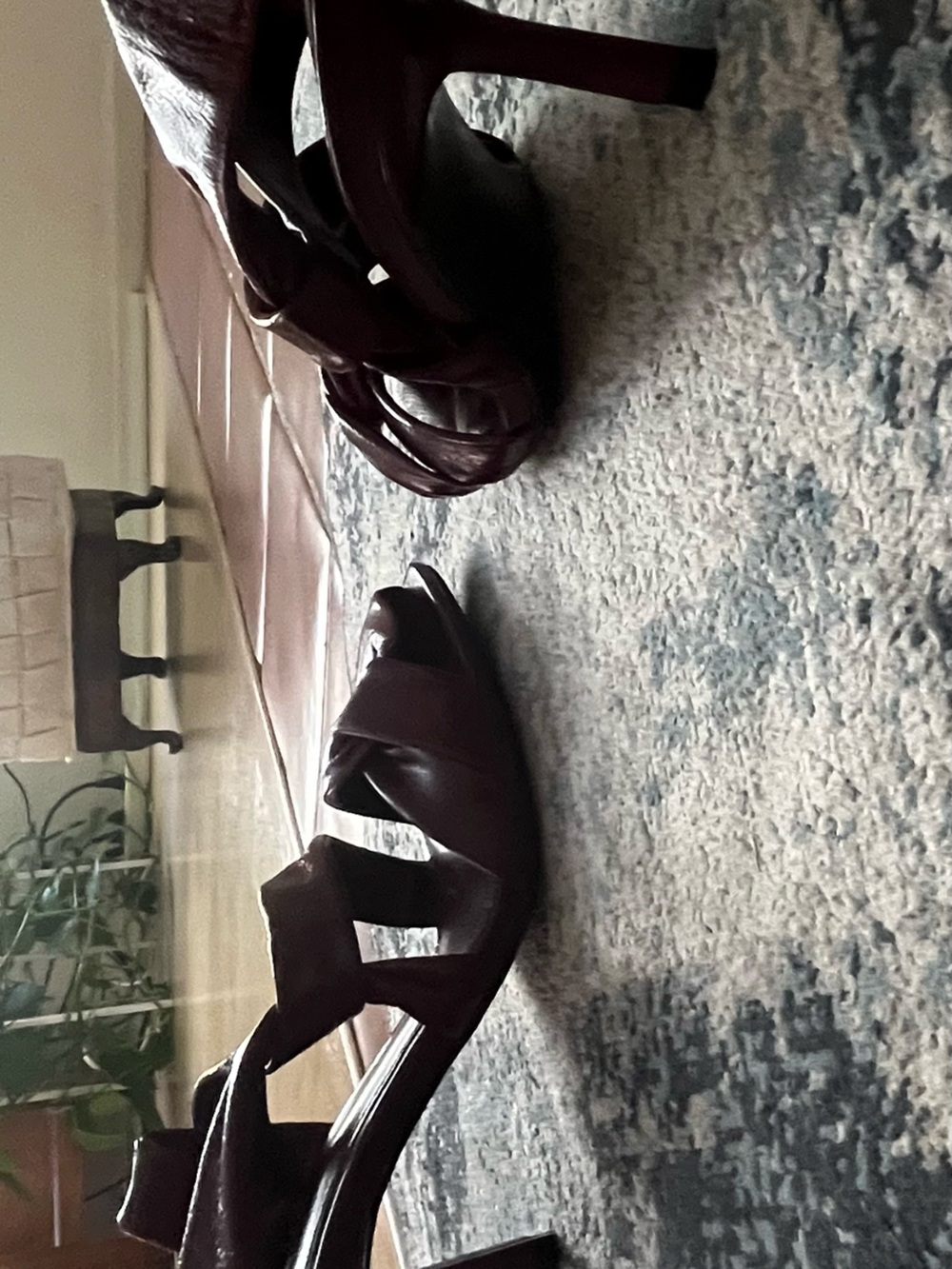Zara Twisted Strap Slide Sandals in Burgundy